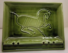 FLORENCE CERAMICS VINTAGE GREEN ASHTRAY W/ HORSE DESIGN 9 1/2" X 7 1/2"