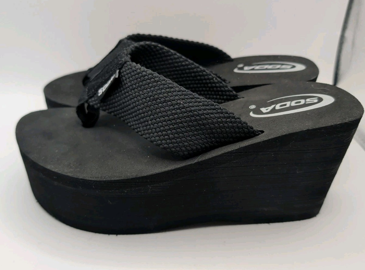 Soda Womens Oxley Flip Flop Sandals Black Size 5.5 With Original Box View 3