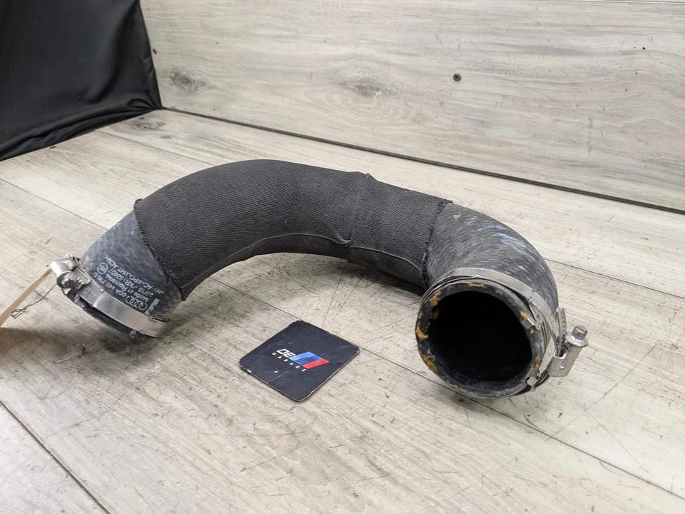 Manguera de presión interenfriador turbo derecho 18-24 OEM AUDI Q5 SQ5 tubo de refuerzo Foto 2 de 4