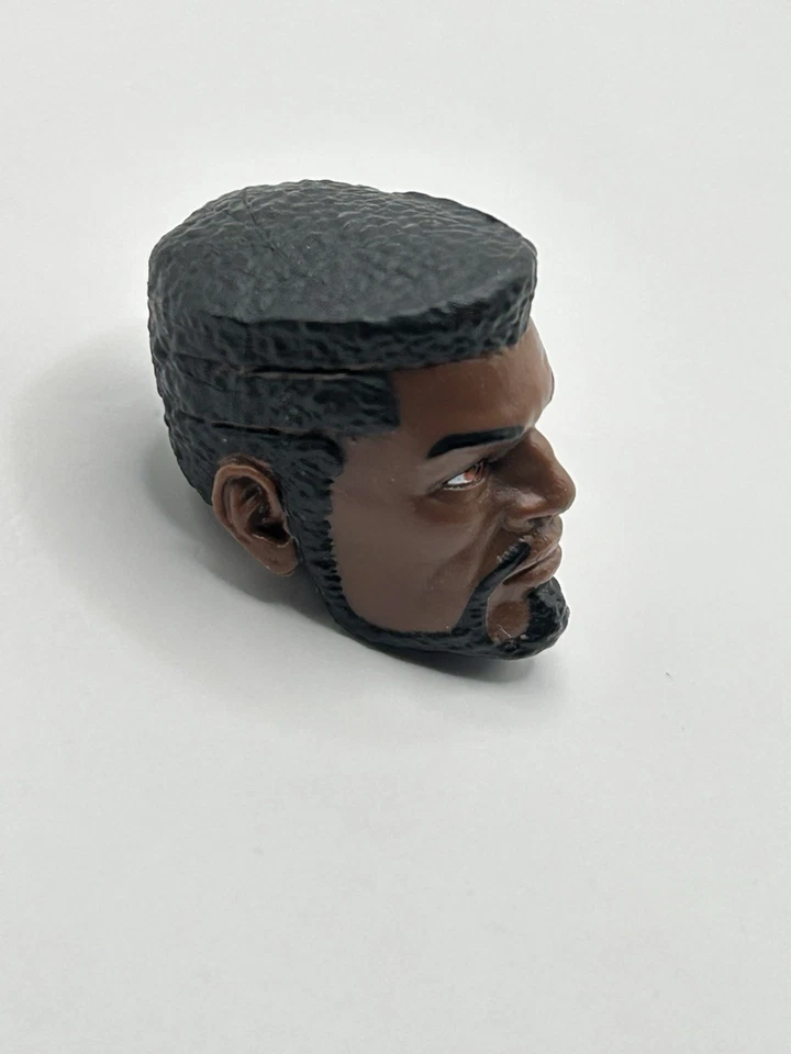 Marvel Legends Series Deluxe War Machine James Rhodes Head Fodder масштаб 1:12 - Изображение 2 из 3