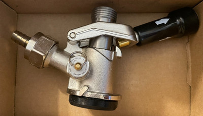 The Perlick 36000SS heavy-duty commercial-grade ''D'' System Domestic Keg Coupler