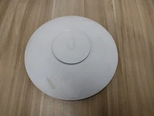 Ubiquiti UniFi nanoHD Access Point (UAP-nanoHD)
