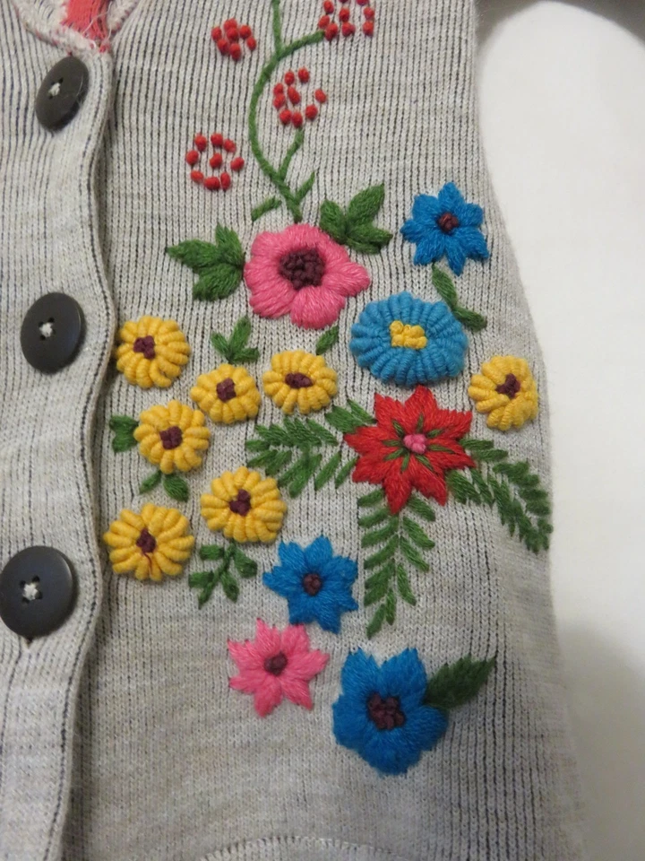 Cárdigan Mimi & Maggie Niñas 2T Algodón Con Capucha Colorido Bordado Floral ¡COMO NUEVO! Foto 2 de 4