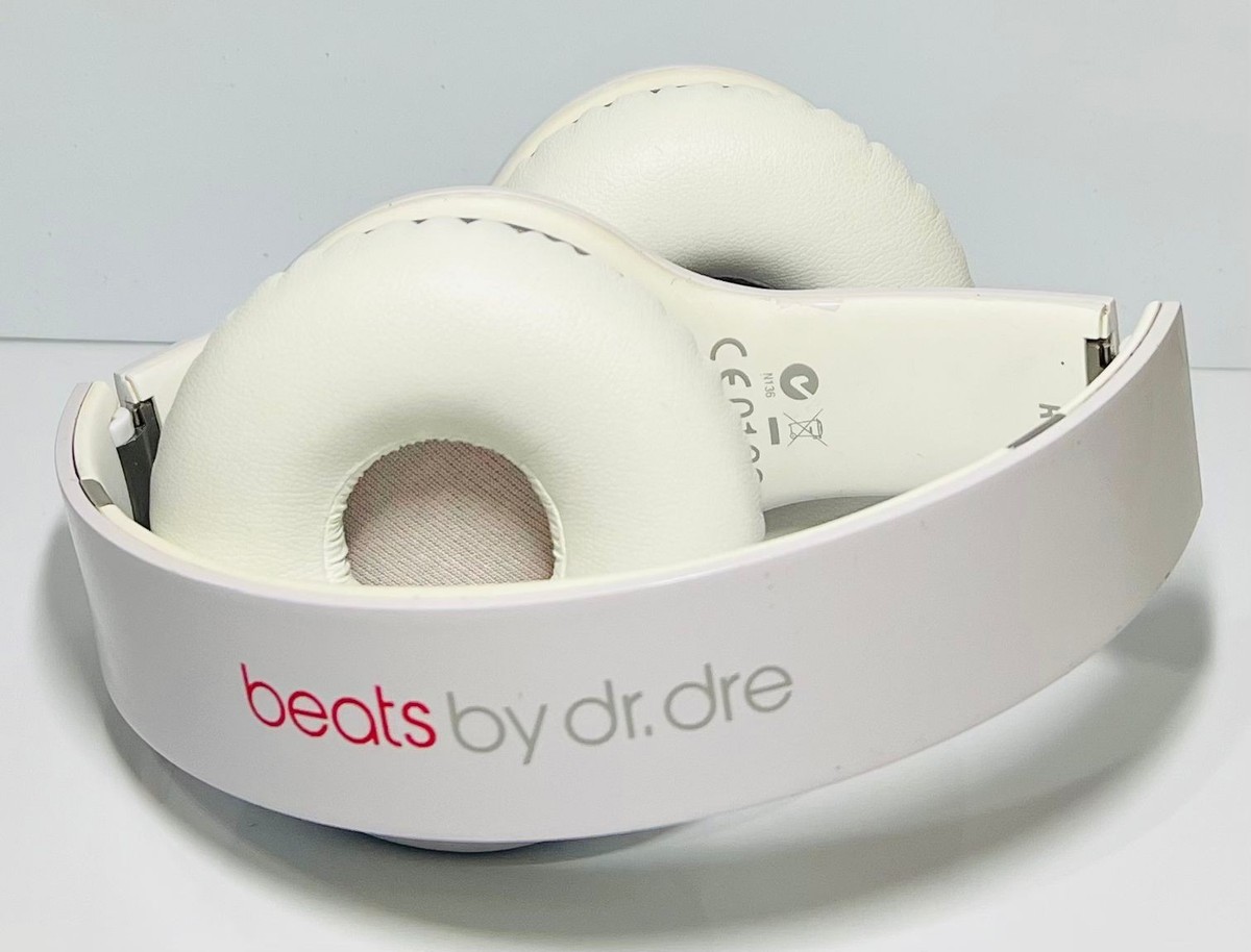 Beats by Dr. Dre Wireless Headphones - White (WITH NEW EARMUFFS
