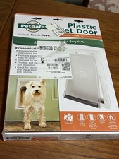 PetSafe Plastic Pet Door Medium 1-40 Lb. 8 1/8 X 12 1/4 Opening