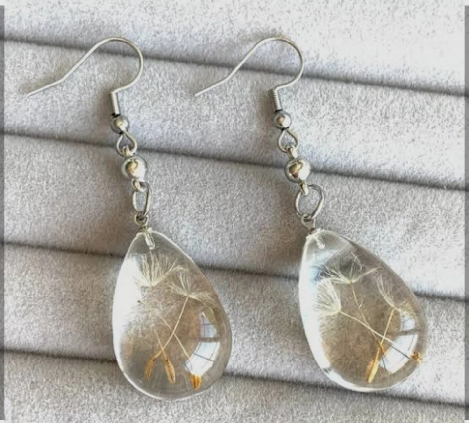 Pendientes colgantes de resina de diente de león real Forever Lucky Charm Foto 3 de 4