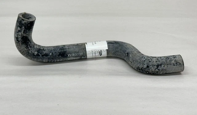 Manguera de calefacción moldeada Ford E2DZ-18472-A NUEVO DE STOCK | 1982-84 Mustang Capri 2,3 L OEM Foto 2 de 4