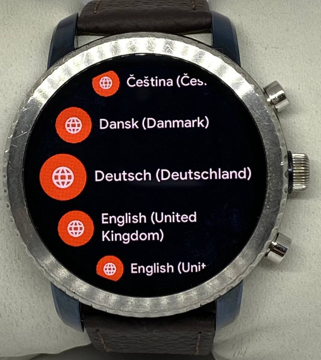 Fossil ftw4004 top