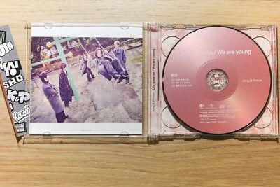 King &amp; Prince - chisa　Life goes on/We are young」 King & Prince - Life Goes On / We Are Young - Version A