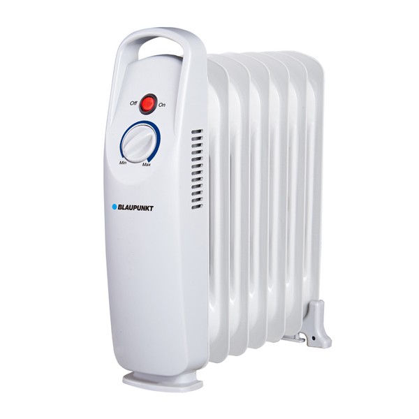 Calentador de aceite BLAUPUNKT 7 aletas 700W termostato seguro HOR201
