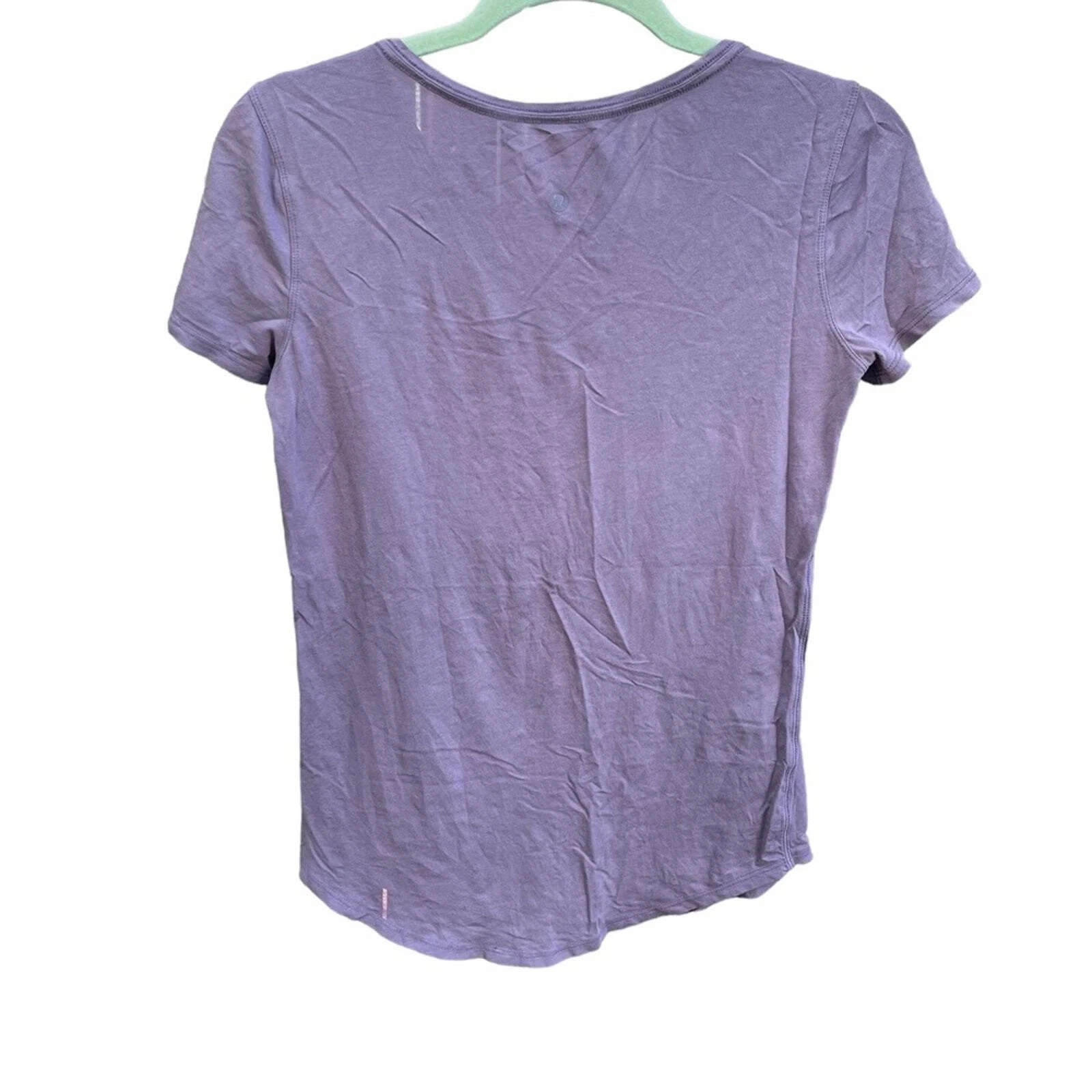 lululemon tee shirt
