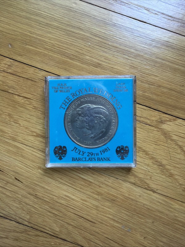 1981 Charles & Diana Royal Wedding Commemorative Crown Coin in Presentation Case
