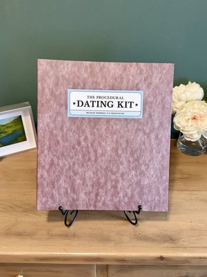 Knock Knock Procedural Dating Kit Binder 2005 Divorce Gag Gift Dating Humor