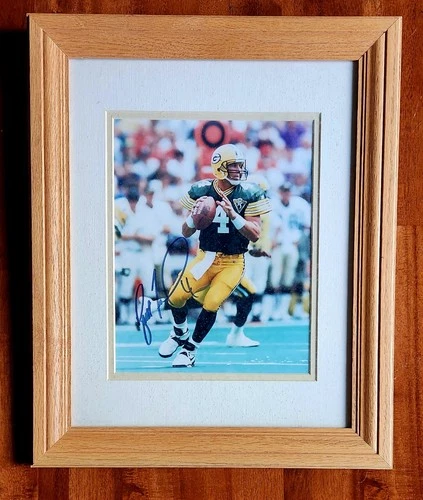 Brett Favre Framed 8x10 Signed Autographed photo