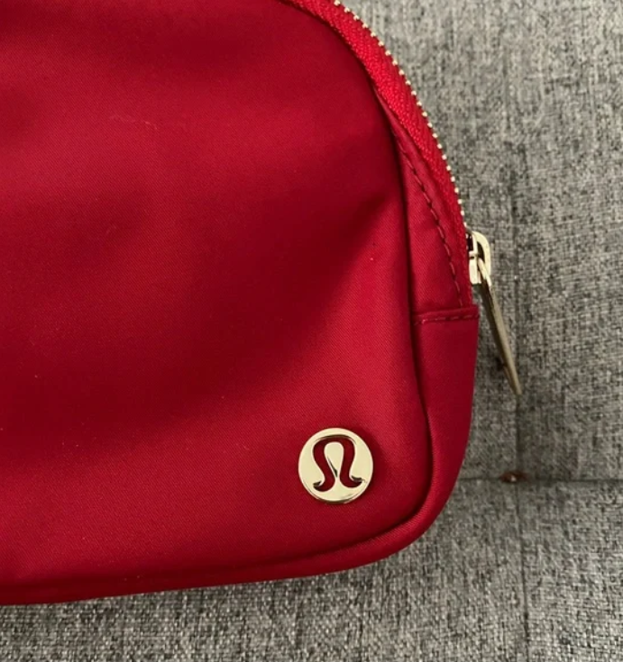 Lululemon 1L Red Crossbody Fanny Pack Belt Bag New With Tags Everyday Style