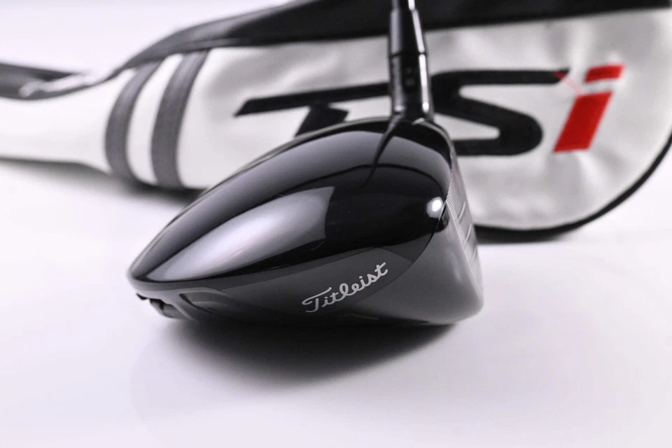 Titleist TSi3 Driver / 9 Degree / Stiff Flex HZRDUS Smoke RDX Black 60 Shaft - Image 3 of 4