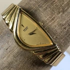 Vintage Seiko Women 1N00-5E00 Dress Half Moon Gold Tone Quartz 20mm Watch 6 1/2"