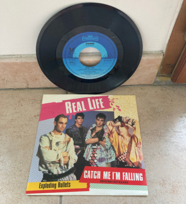 REAL LIFE. CATCH ME I'M FALLING. 7'' MADE IN AUSTRALIA 1983.