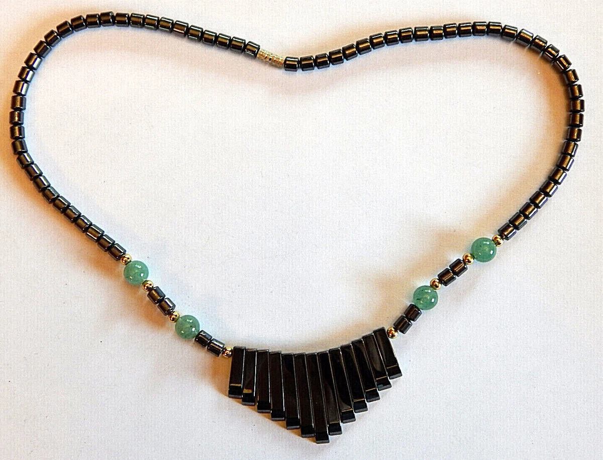 Green glass deals bead necklace
