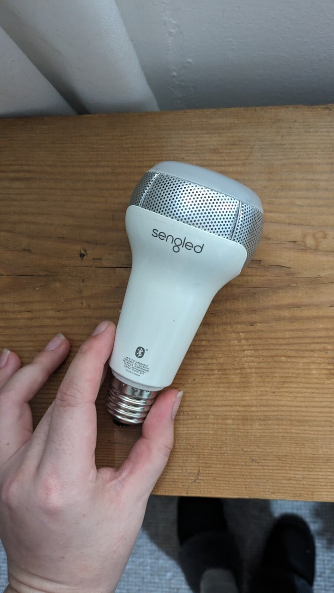 Sengled Pulse Solo 550 E27 LED Bulb With JBL Bluetooth Speaker for