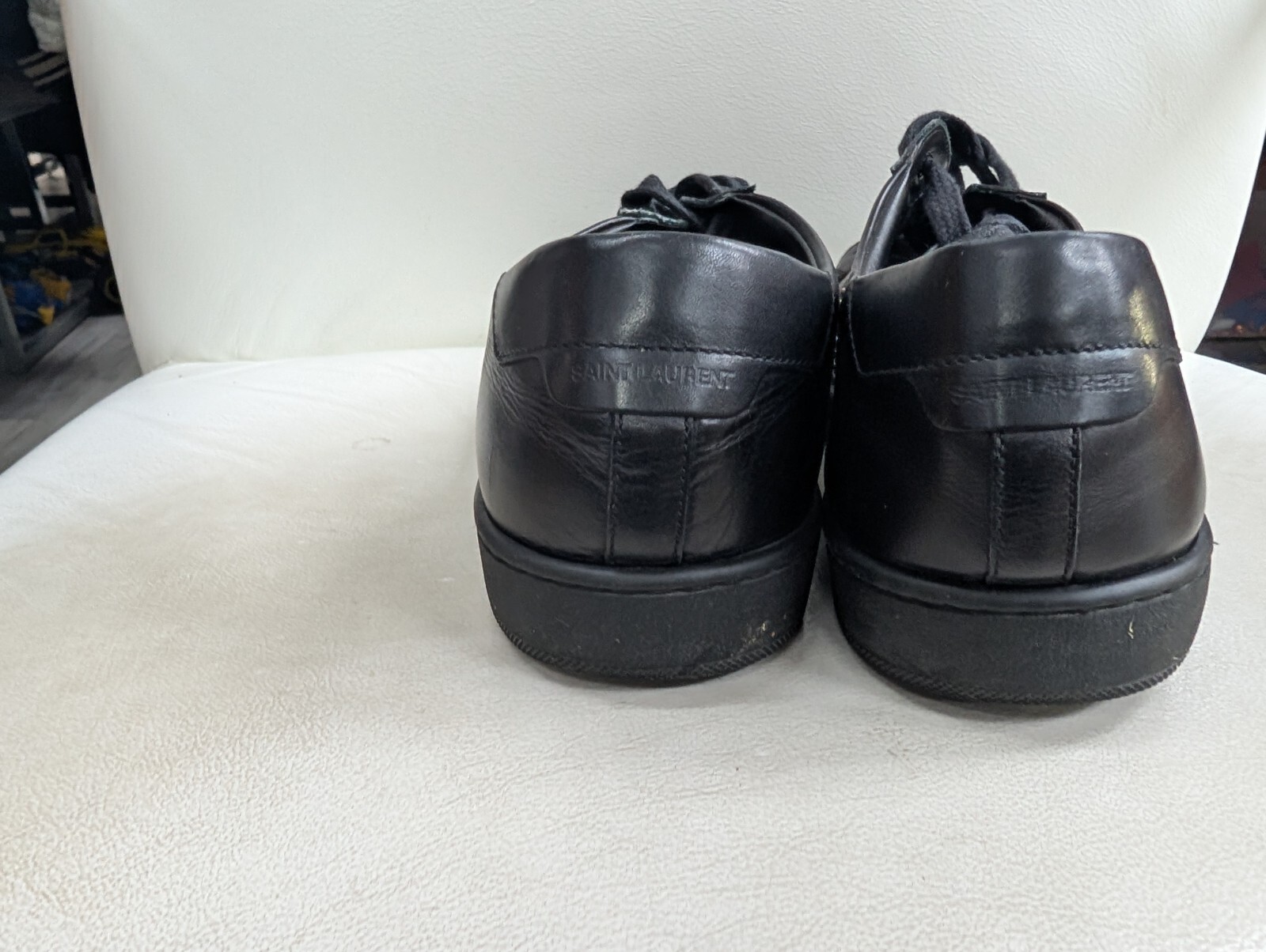 Yve Saint Laurent Paris sneakers scarpe basse nere basse con cristalli senza scatola