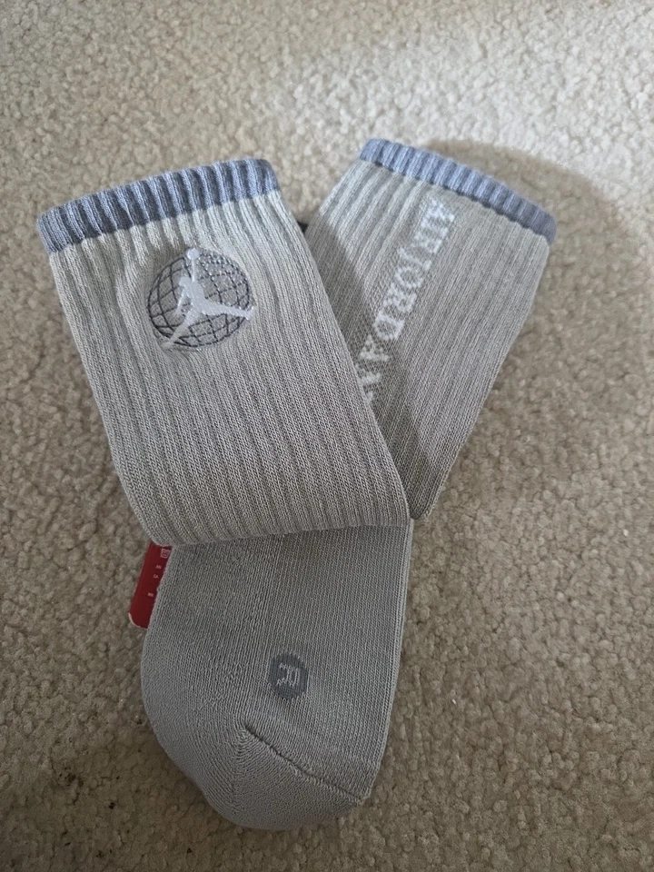 Meias Jordan Cool cinza 9 IX masculinas raras antigas tamanho L 8-12 - Imagem 2 de 4