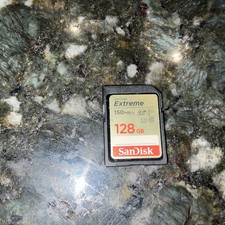 128GB Sandisk Extreme SD cards for Camera / Trail Camera / Computers