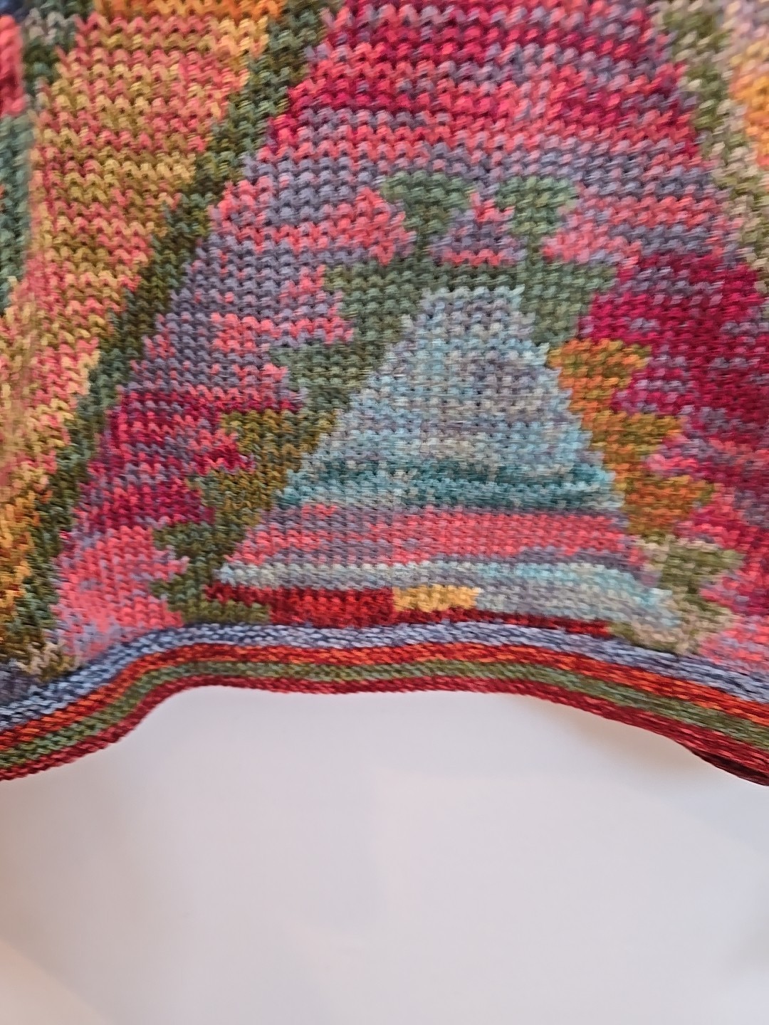 PERUVIAN CONNECTION Multicolor Patchwork Knit V N… - image 4