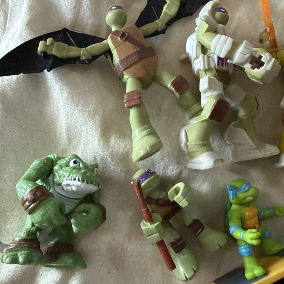 Lote de 8 Juguetes Tortugas Ninja Adolescentes Mutantes Toppers para Pasteles Foto 2 de 4