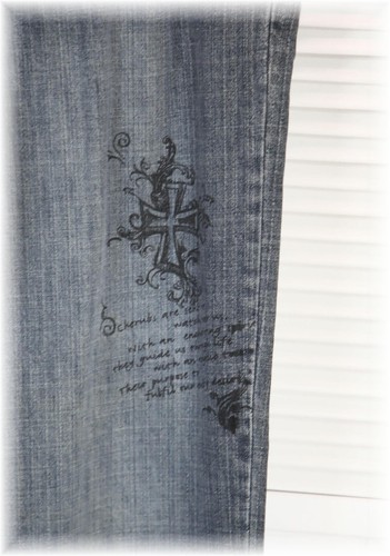 Women's Indigo Blue Straight Leg Rhinestone Accent & Print Jeans Size 12 - Picture 2 of 6