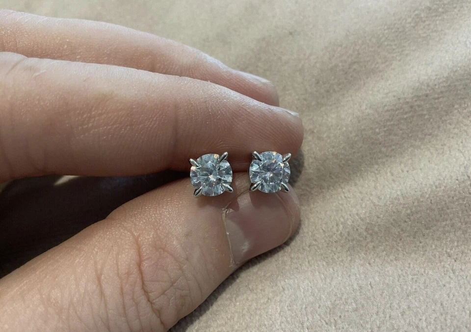 Серьги-гвоздики с одним бриллиантом 2,0 карата созданные в лаборатории серебро 925 пробы платина - Изображение 2 из 4