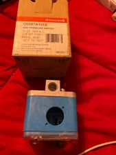 Honeywell C6097 A 1095 Gas pressure switch Manual Reset M2 Lot Of 2