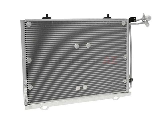 2383TK様1 NISSENS A/C Condenser 2028300870 Mercedes Benz C280 CLK320