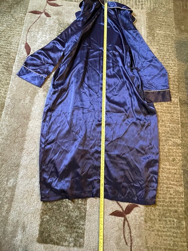 Victoria's Secret Vintage Long Purple Satin Dressing Gown Robe Womens Size M - Picture 13 of 20