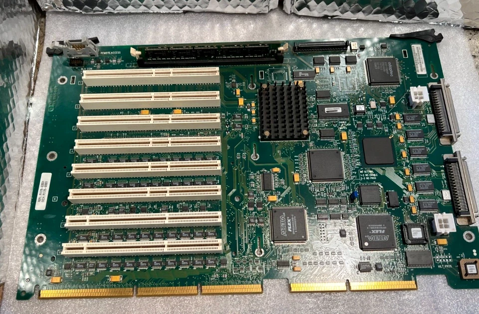 HP NET SERVER LH3000 I/O BOARD ULTRA3 SCSI - P1178-60001/P1178-63001/P1178-69001 - Image 3 of 4