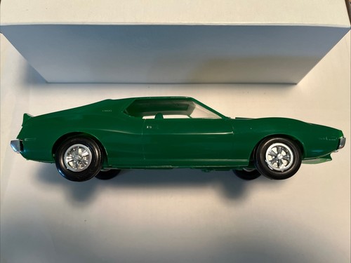 1974 AMC Javelin AMX 401 Plastic Built Model By Johan 1/25 Scale Green With Box - Picture 5 of 15