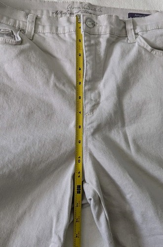 Gloria Vanderbilt Skimmer Capri Size 12 Cream Beige Slimming Jeans - Picture 14 of 17