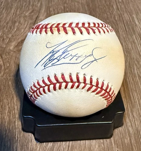 Ken Griffey Jr Autographed Signed Baseball PSA/DNA Certified