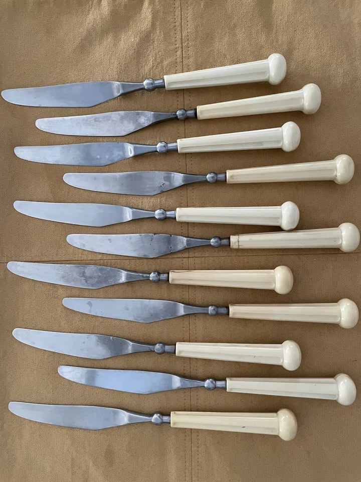 Oxford Hall Flatware Cream Colored Handles Set Of 60 Including Serving Pieces - Image 3 of 4