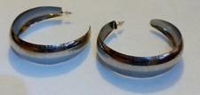 Large Textured - Metal - Hoop Pierced Earrings SILVER TONE VTG - 2 3/4 in Dia