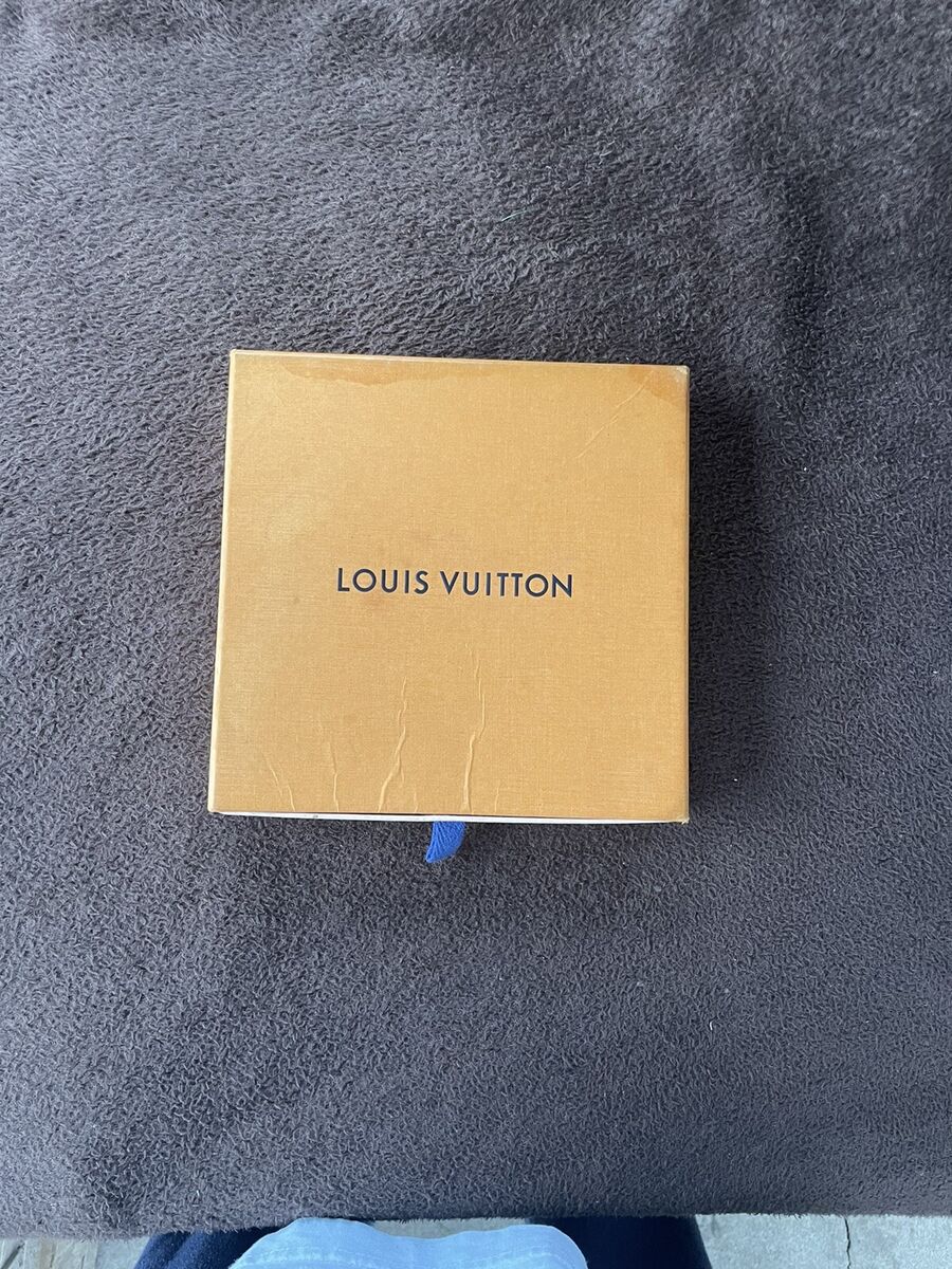Supreme x Louis Vuitton LV Monogram Bandana Scarf Red 100 Supreme x Louis Vuitton LV Monogram Bandana Scarf Red 100