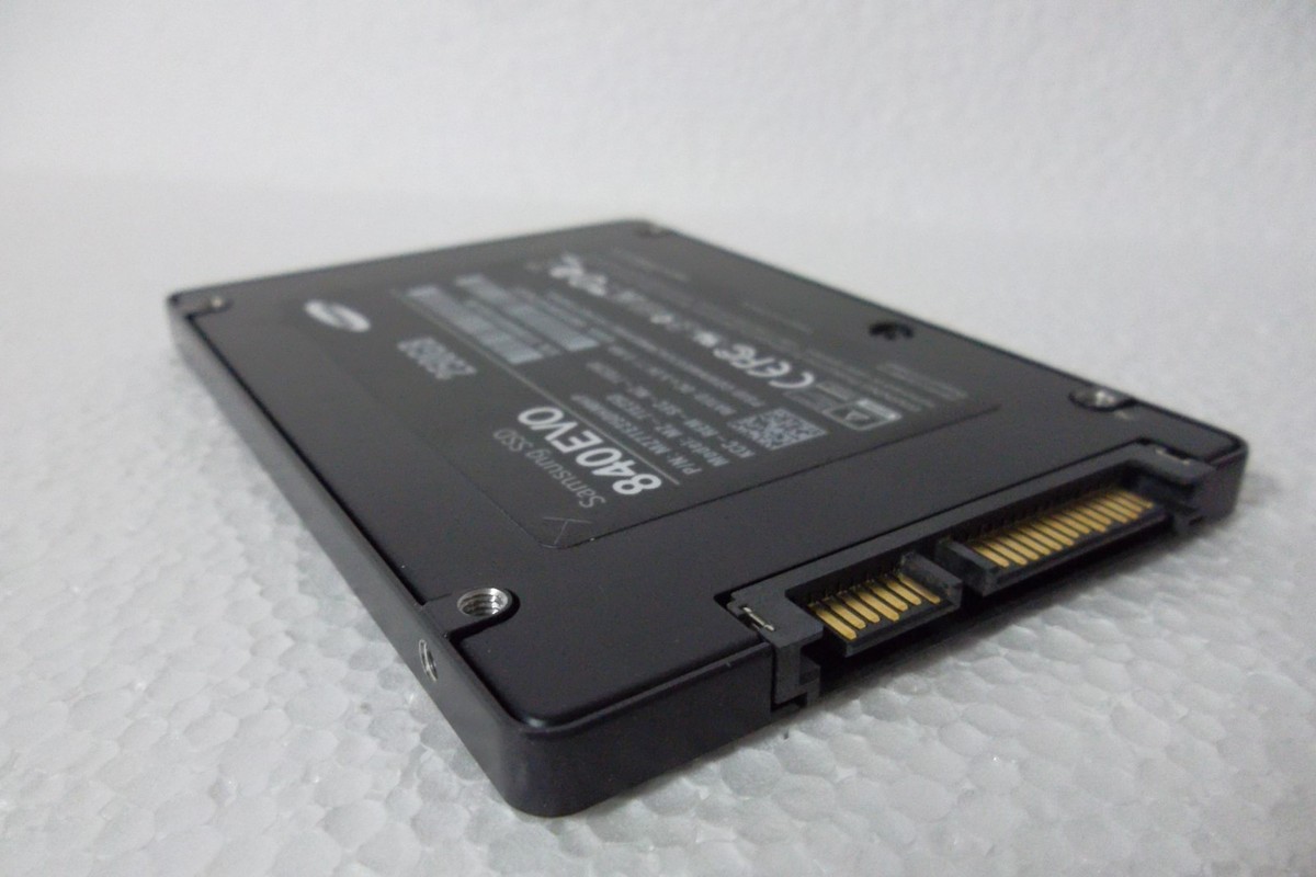 SAMSUNG 840 EVO 250GB Solid State Drive SSD SATA 6Gb/s 2.5