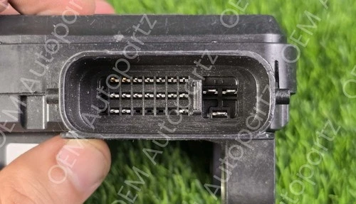 Toyota Camry 2009-2010 Transmission Control Computer Module 89530-06030 Oem used - Picture 4 of 13