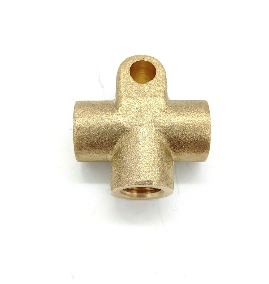 RACCORDO TRE VIE PER TUBI FRENI FIAT 500 F L R 126 EPOCA IN OTTONE 3 10x1,25 mm