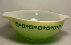 Vintage 1970s Pyrex #444 Green Salad Pattern 4 Quart Cinderella Mixing Bowl