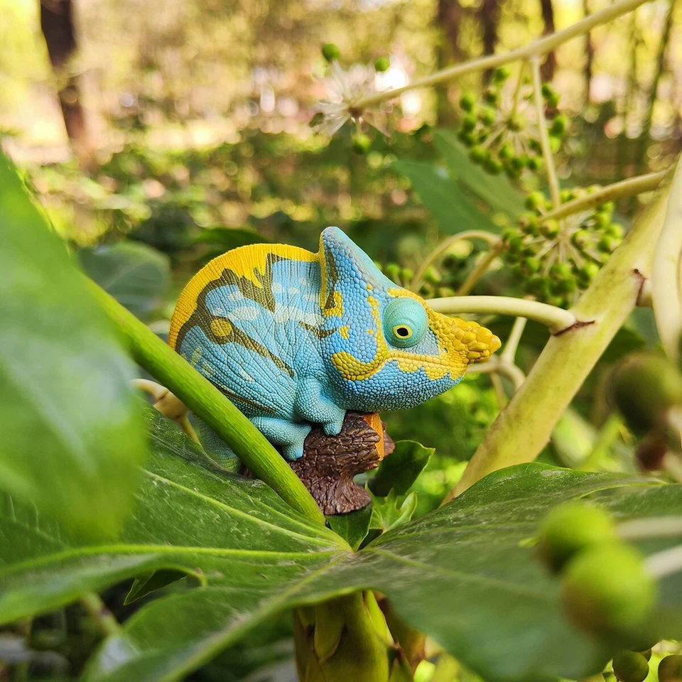 Animal Cuerpo Celestial Calumma parsonii Parson’s Chameleon Estatua Foto 2 de 4