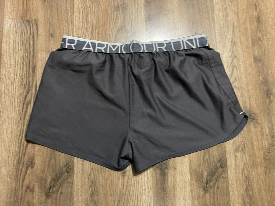 Under armour Shorts, Women's Size Large, Black, Loose, Tie Waist, Athletic - Image 2 of 4