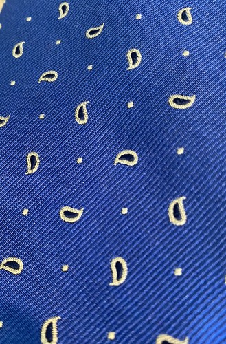 American Living Men's Tie Electric Blue Solid Paisley Necktie 100% Silk EUC - Picture 4 of 9