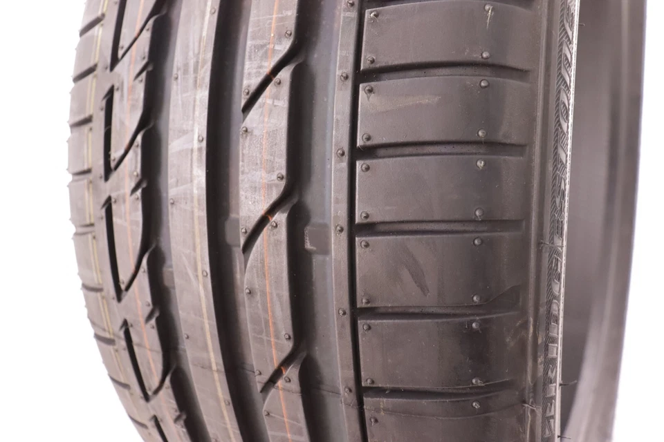 New OEM Bridgestone Potenza S001 RFT 245/40R20 99Y Tire - Image 4 of 4