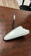 19-21 Hyundai Veloster Roor Antenna - White  96210-J3000-YG7 *w/o Sunroof*